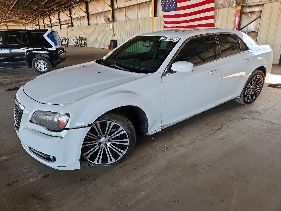 2013 Chrysler 300 მანქანა იყიდება აუქციონზე, vin: 2C3CCABG5DH593915, აუქციონის ნომერი: 62519476