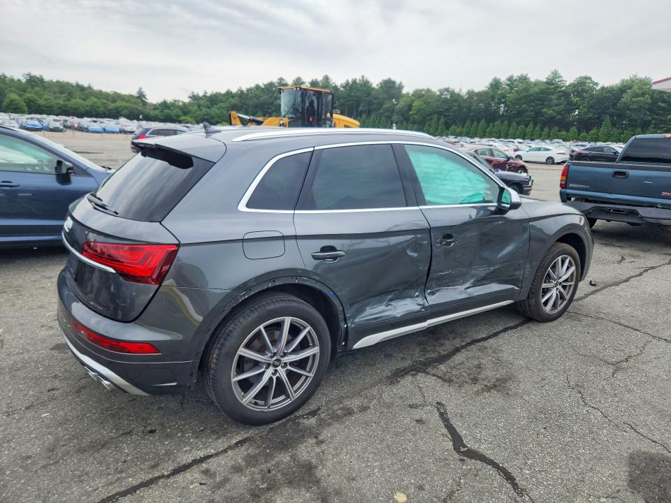 61792456 :رقم المزاد ، WA1A4AFY4N2100930 vin ، 2022 Audi Sq5 مزاد بيع
