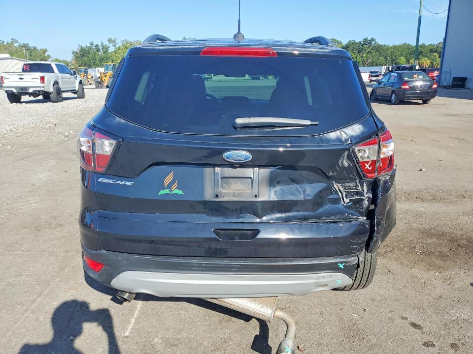 2018 Ford Escape მანქანა იყიდება აუქციონზე, vin: 1FMCU9GD1JUA73964, აუქციონის ნომერი: 62080096
