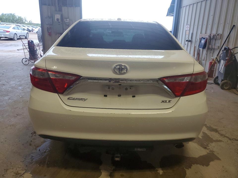 2017 Toyota Camry მანქანა იყიდება აუქციონზე, vin: 4T1BF1FK9HU702288, აუქციონის ნომერი: 61519596