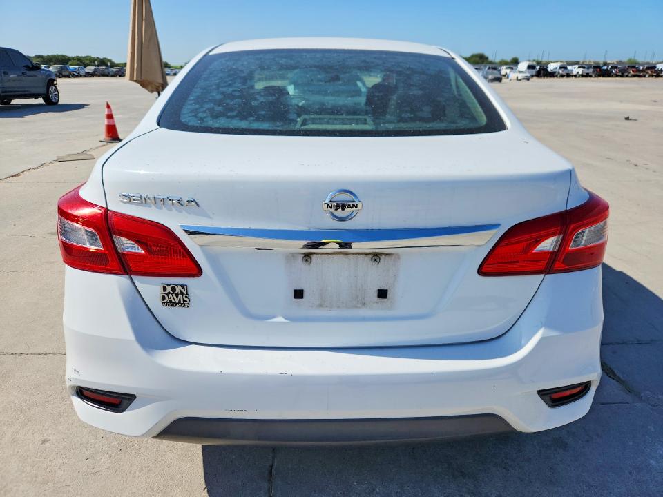 2018 Nissan Sentra მანქანა იყიდება აუქციონზე, vin: 3N1AB7AP9JY214689, აუქციონის ნომერი: 62799816