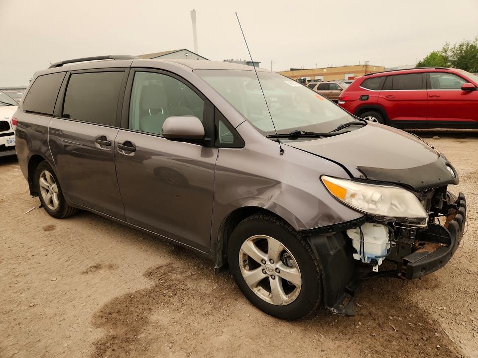 2012 Toyota Sienna მანქანა იყიდება აუქციონზე, vin: 5TDZK3DC6CS197328, აუქციონის ნომერი: 59657796