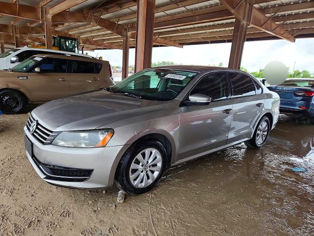 61040116 :رقم المزاد ، 1VWAT7A31EC086385 vin ، 2014 Volkswagen Passat مزاد بيع
