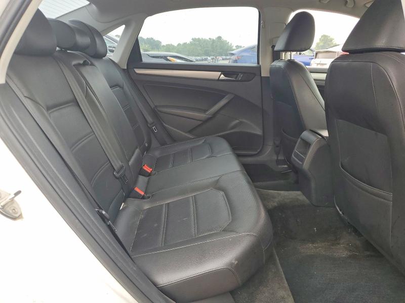Продаж на аукціоні авто 2015 Volkswagen Passat, vin: 1VWAT7A31FC032716, номер лоту: 61115716