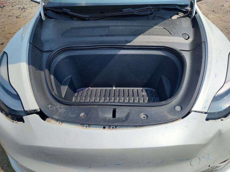 61936016 :رقم المزاد ، 5YJYGDEE9MF145202 vin ، 2021 Tesla Model Y مزاد بيع
