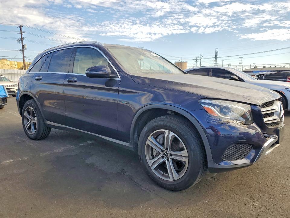 61202336 :رقم المزاد ، WDC0G5EB1KF601883 vin ، 2019 Mercedes-benz Glc مزاد بيع