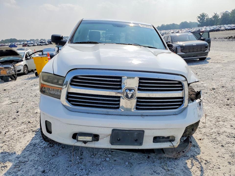 63136226 :رقم المزاد ، 1C6RR7TT4FS784277 vin ، 2015 Ram 1500 مزاد بيع