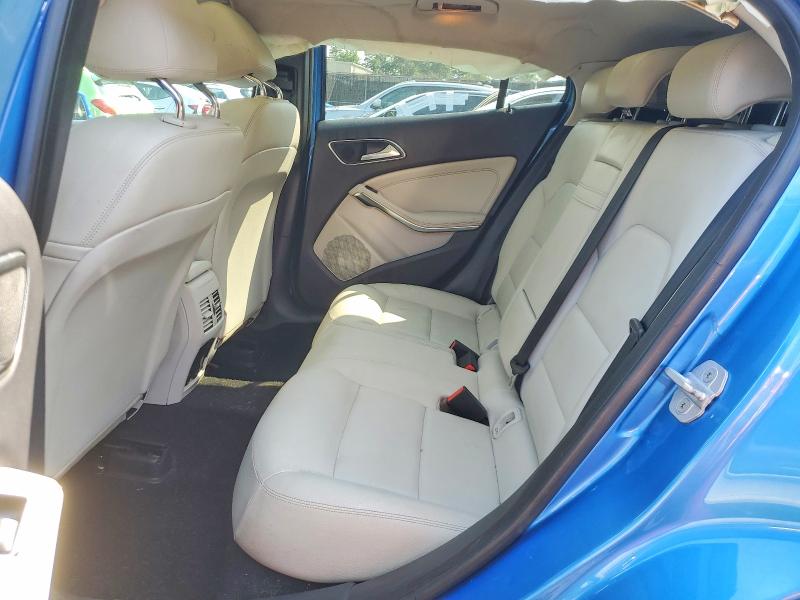 2015 Mercedes-benz Gla მანქანა იყიდება აუქციონზე, vin: WDCTG4GB4FJ073456, აუქციონის ნომერი: 61699616