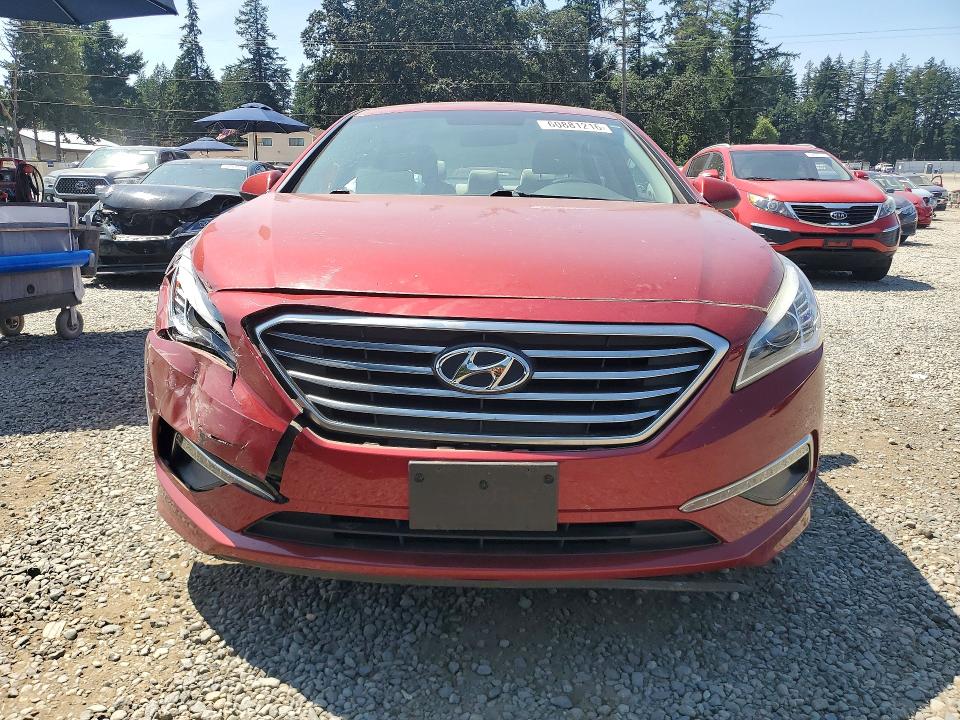 2015 Hyundai Sonata მანქანა იყიდება აუქციონზე, vin: 5NPE24AF8FH204132, აუქციონის ნომერი: 60881216