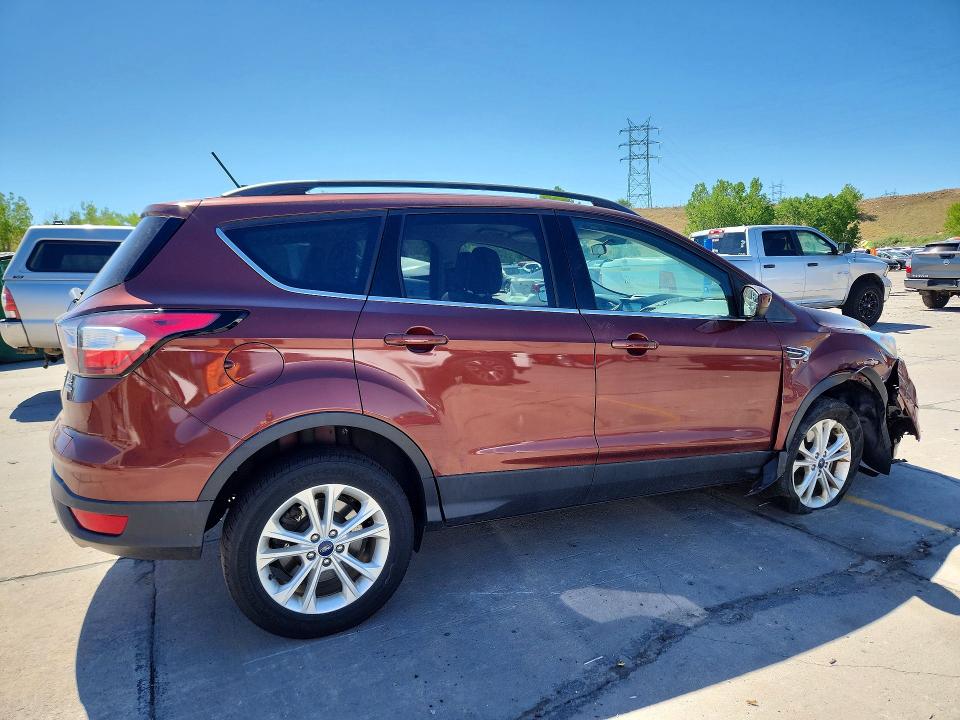 2018 Ford Escape მანქანა იყიდება აუქციონზე, vin: 1FMCU9HD9JUA71894, აუქციონის ნომერი: 60600756