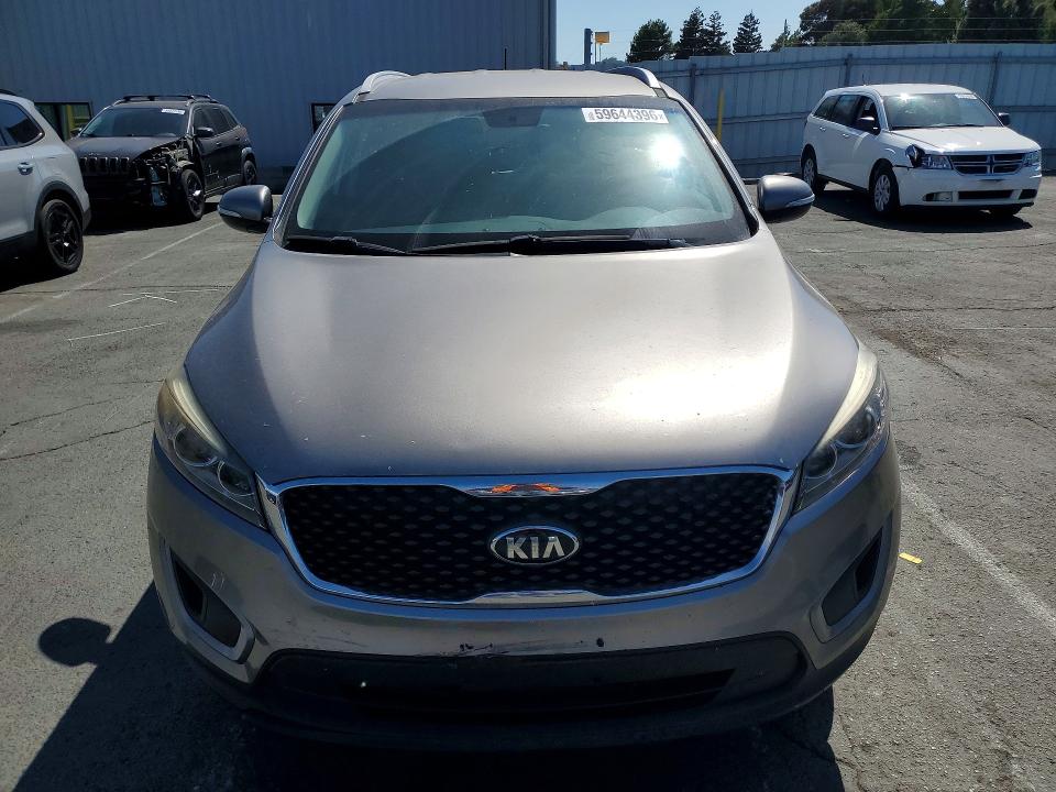 2017 Kia Sorento მანქანა იყიდება აუქციონზე, vin: 5XYPG4A58HG196089, აუქციონის ნომერი: 59644396