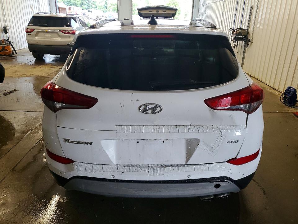 2018 Hyundai Tucson მანქანა იყიდება აუქციონზე, vin: KM8J3CA24JU637976, აუქციონის ნომერი: 60475316