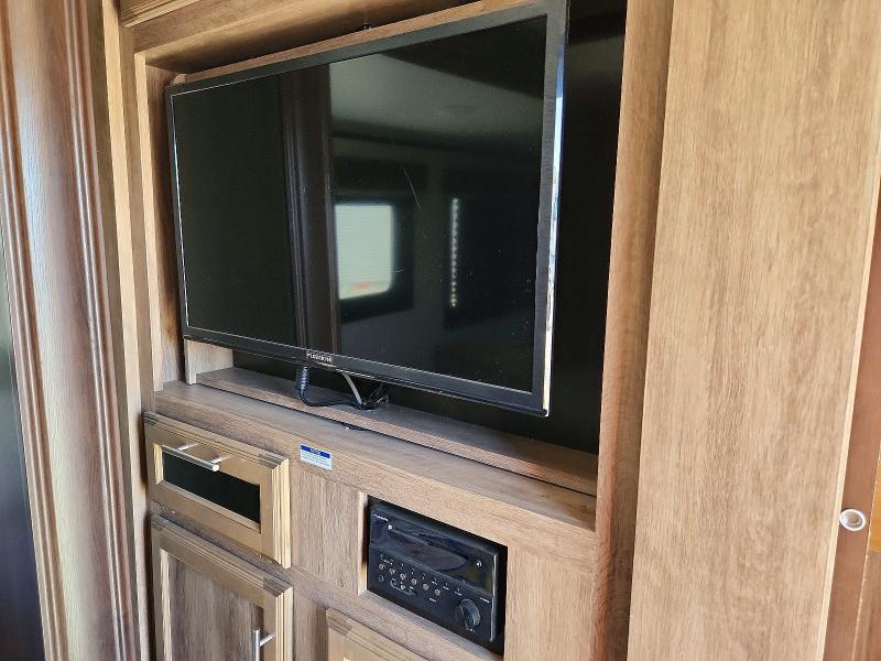 Продаж на аукціоні авто 2018 Jay Jayfeather, vin: 1UJBJ0BS7J1JY0125, номер лоту: 61164526