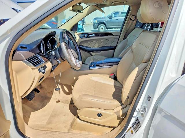 Продаж на аукціоні авто 2016 Mercedes-benz Gl, vin: 4JGDF6EE7GA705451, номер лоту: 61381036