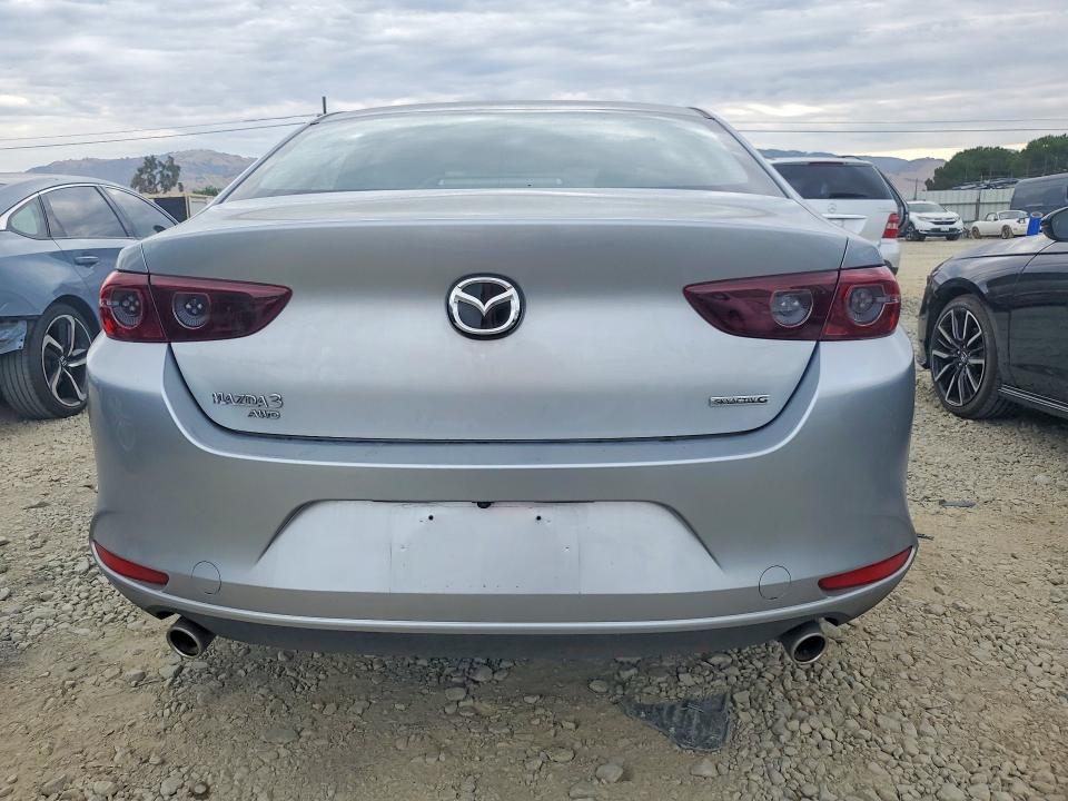 Продажа на аукционе авто 2021 Mazda 3, vin: JM1BPBBL4M1327637, номер лота: 61045686