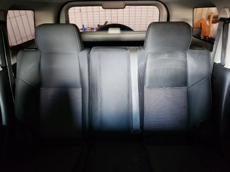61977836 :رقم المزاد ، 5GTEN33EX88184305 vin ، 2008 Hummer H3 مزاد بيع