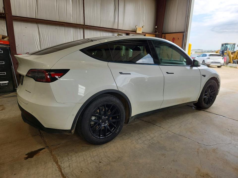 2021 Tesla Model Y მანქანა იყიდება აუქციონზე, vin: 5YJYGDEE0MF210857, აუქციონის ნომერი: 60120376