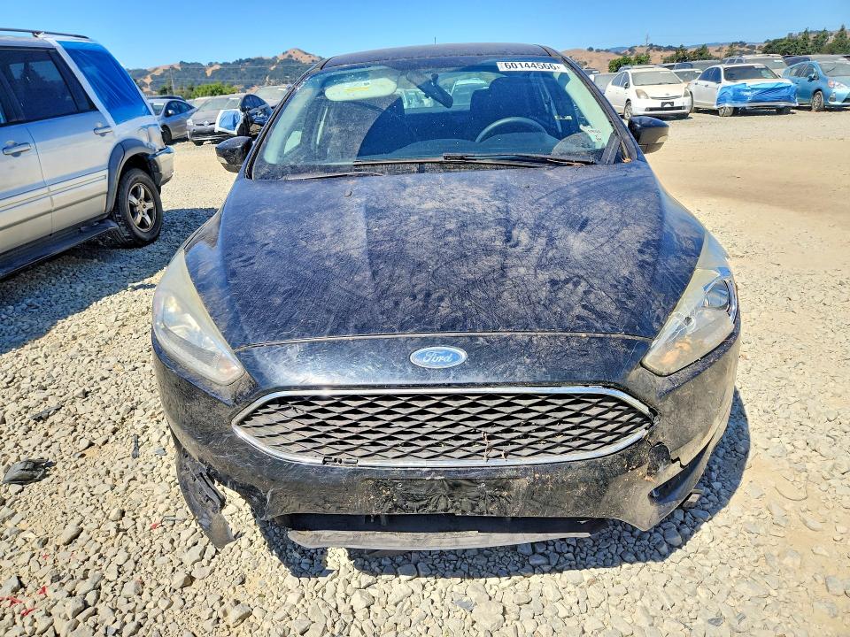 60144566 :رقم المزاد ، 1FADP3FE4HL282810 vin ، 2017 Ford Focus مزاد بيع