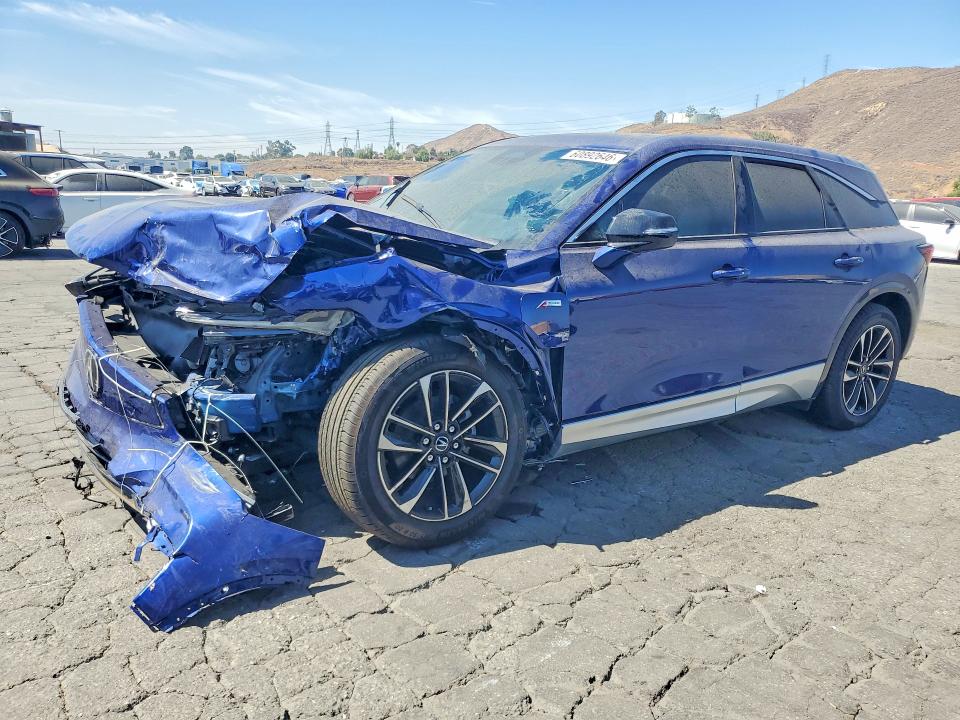 60892646 :رقم المزاد ، 4W5KHMRK3RZ505801 vin ، 2024 Acura Zdx مزاد بيع