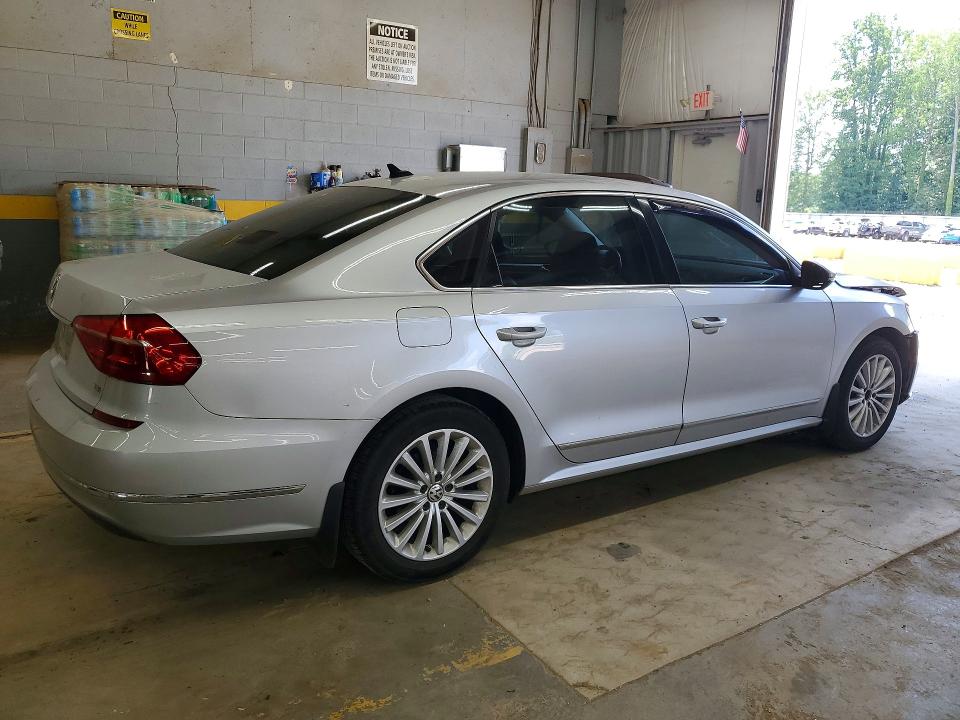 60033576 :رقم المزاد ، 1VWBT7A38GC054234 vin ، 2016 Volkswagen Passat مزاد بيع