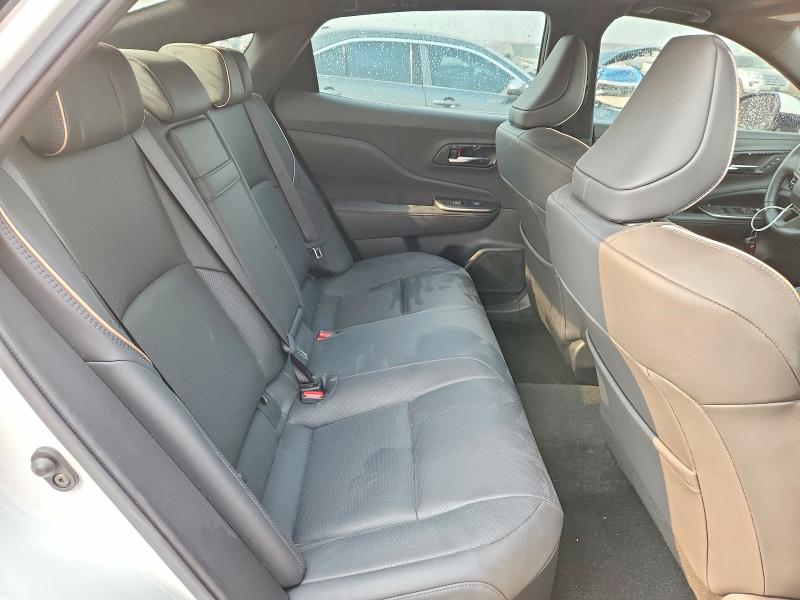 60661226 :رقم المزاد ، JTDAAAAF7P3011032 vin ، 2023 Toyota Crown مزاد بيع