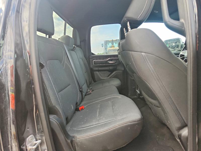 61286556 :رقم المزاد ، 1C6RREBTXMN807305 vin ، 2021 Ram 1500 مزاد بيع