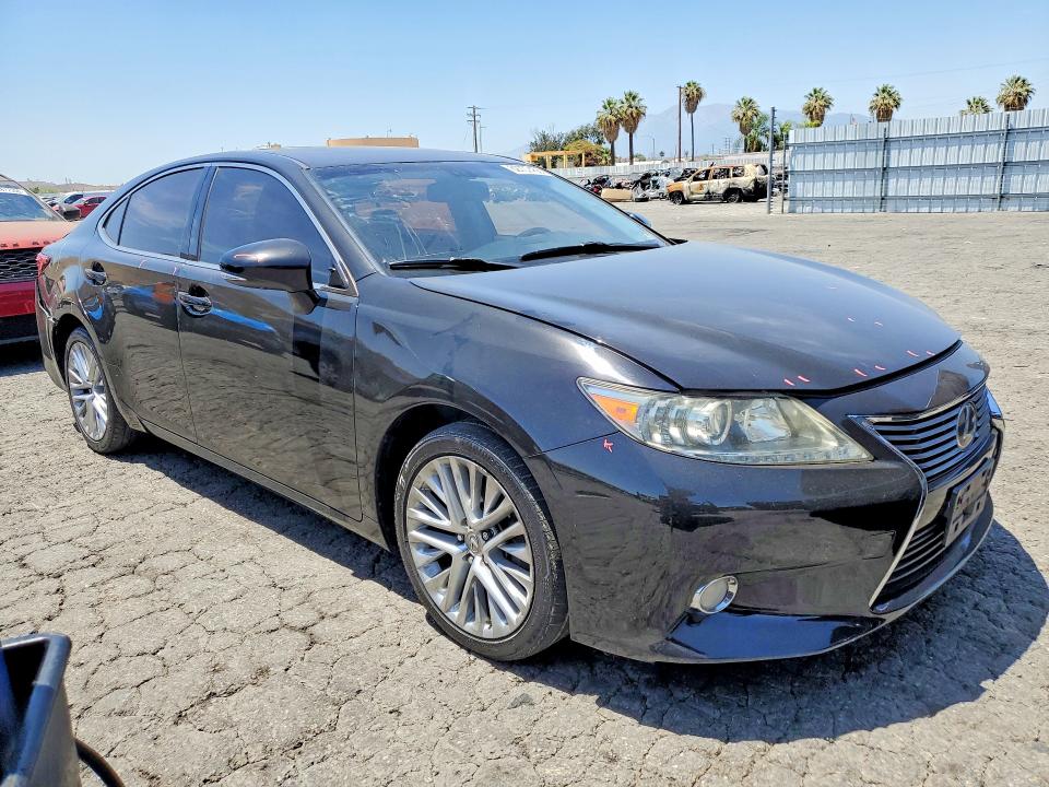 62707456 :رقم المزاد ، JTHBK1GG8D2043568 vin ، 2013 Lexus Es مزاد بيع