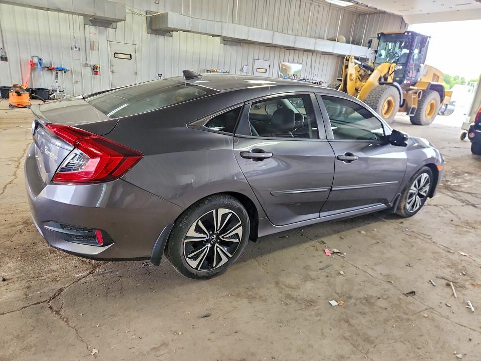 Продажа на аукционе авто 2018 Honda Civic, vin: JHMFC1F73JX029964, номер лота: 62479276
