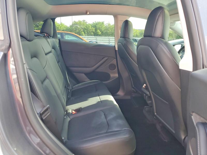 61377256 :رقم المزاد ، 7SAYGDEF7NF536619 vin ، 2022 Tesla Model Y مزاد بيع