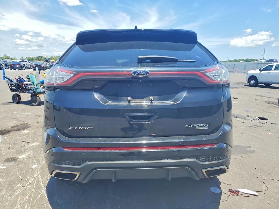 62304456 :رقم المزاد ، 2FMPK4AP4HBB72789 vin ، 2017 Ford Edge مزاد بيع