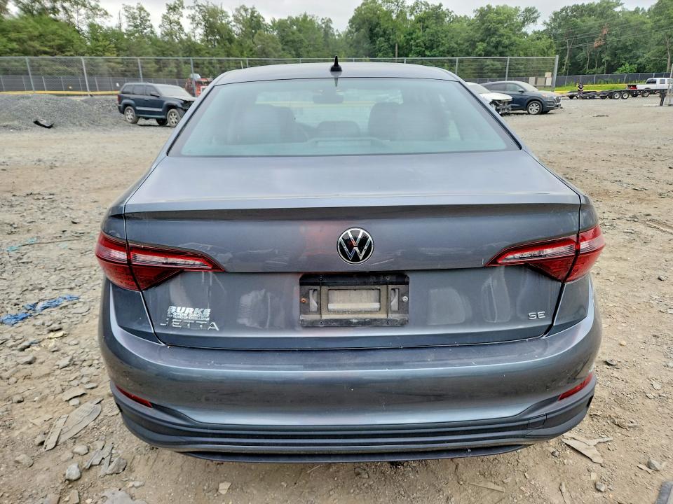 61706506 :رقم المزاد ، 3VWEM7BU6NM019785 vin ، 2022 Volkswagen Jetta مزاد بيع