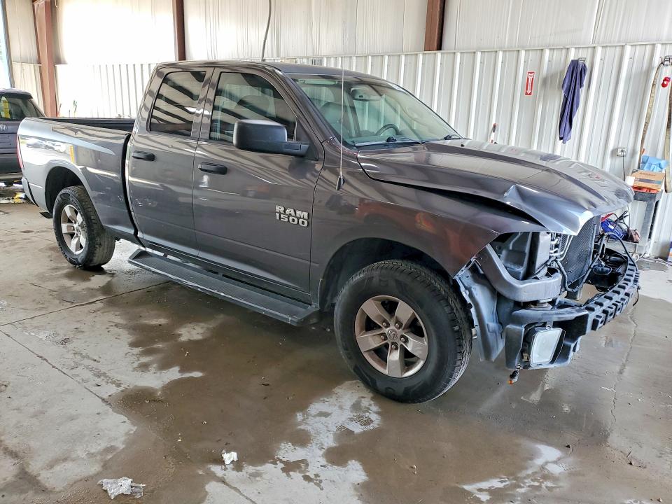 62508936 :رقم المزاد ، 1C6RR7FG0JS254363 vin ، 2018 Ram 1500 مزاد بيع