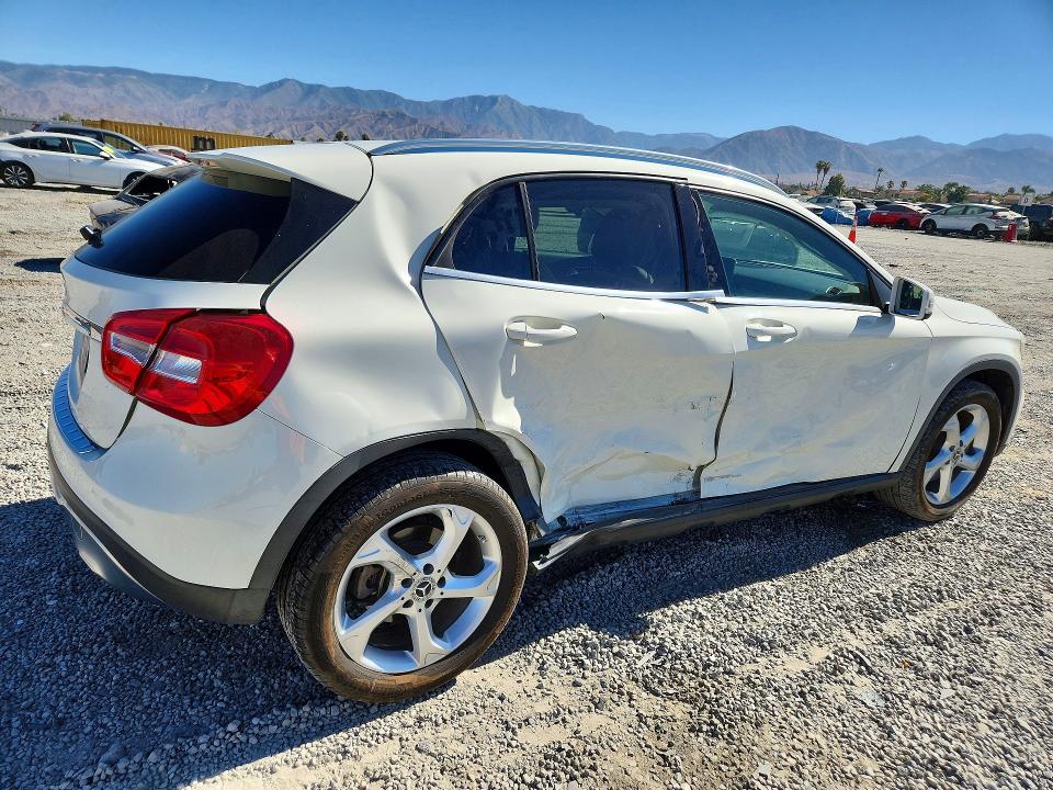 2018 Mercedes-benz Gla მანქანა იყიდება აუქციონზე, vin: WDCTG4EB6JJ457962, აუქციონის ნომერი: 60404996