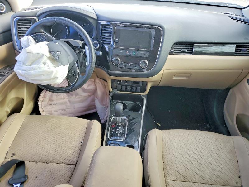52460586 :رقم المزاد ، JA4JZ4AX1JZ064911 vin ، 2018 Mitsubishi Outlander مزاد بيع