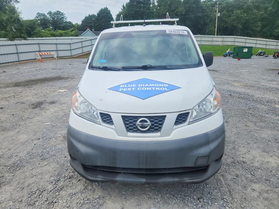 58462016 :رقم المزاد ، 3N6CM0KN8HK700974 vin ، 2017 Nissan Nv200 مزاد بيع
