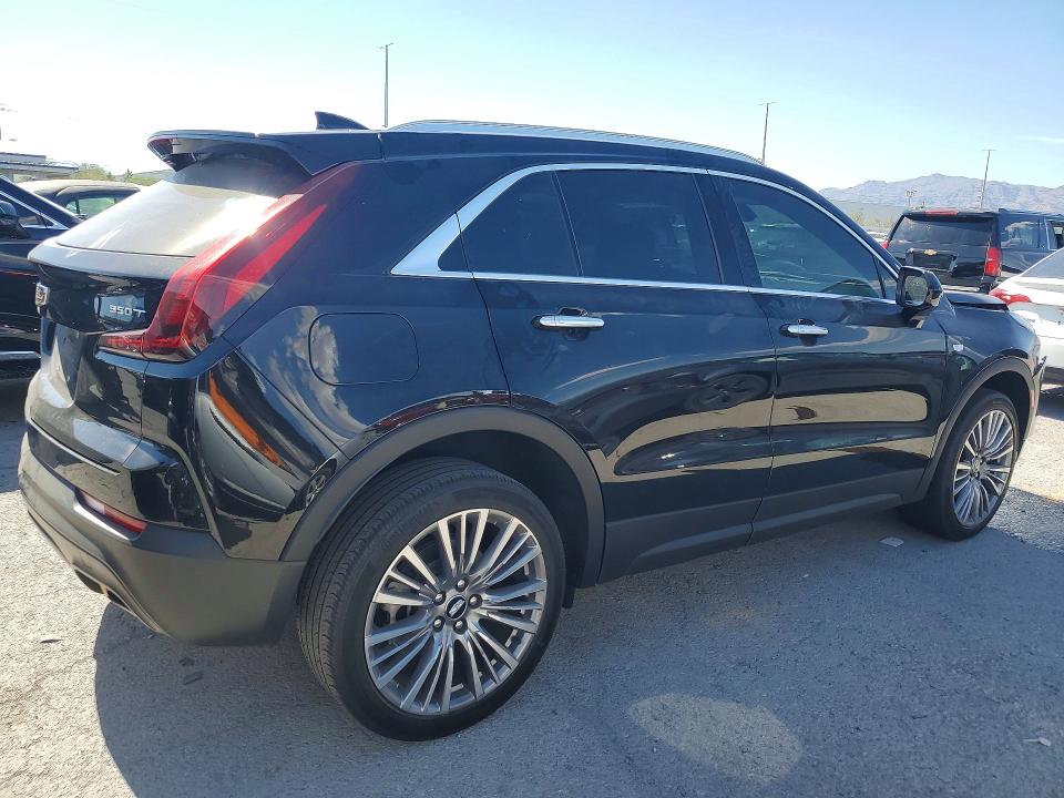 Продажа на аукционе авто 2022 Cadillac Xt4, vin: 1GYAZAR40NF136245, номер лота: 62903756