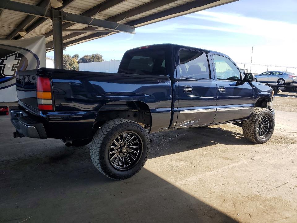 59630446 :رقم المزاد ، 2GTEC13T551236857 vin ، 2005 Gmc New Sierra مزاد بيع
