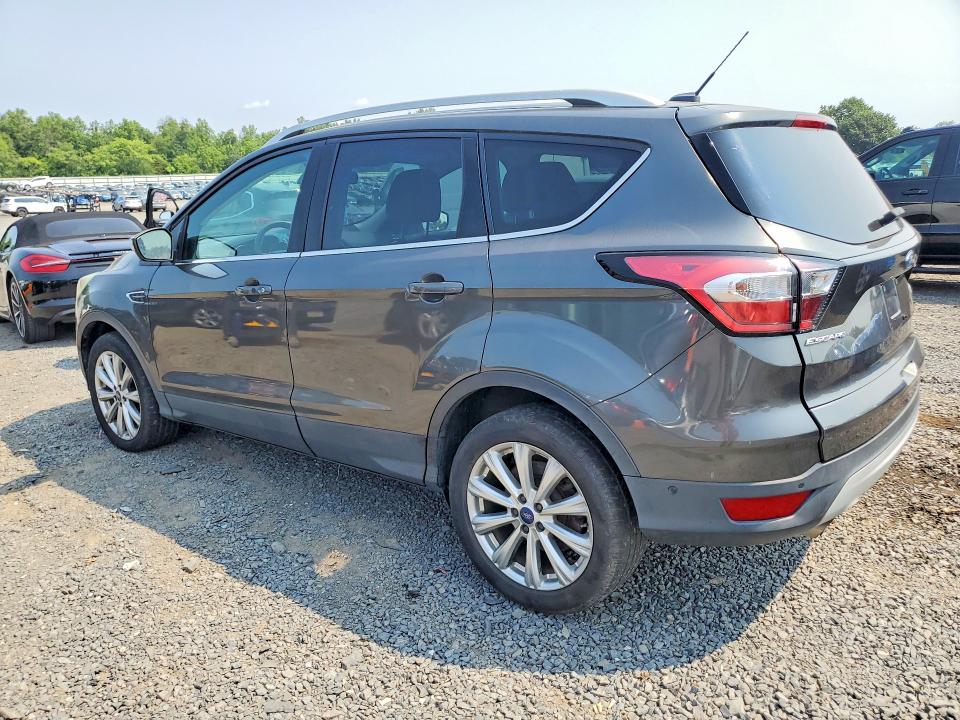 Продажа на аукционе авто 2017 Ford Escape, vin: 1FMCU9JD9HUC82338, номер лота: 62532256