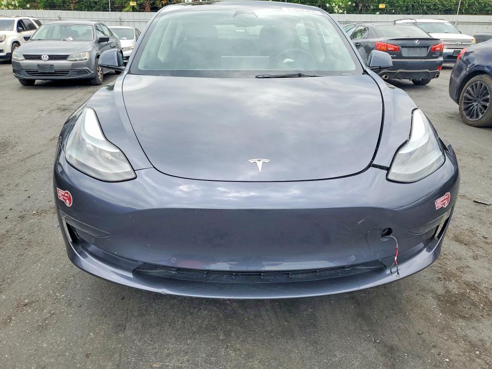 Продажа на аукционе авто 2022 Tesla Model 3, vin: 5YJ3E1EA3NF233675, номер лота: 61046436