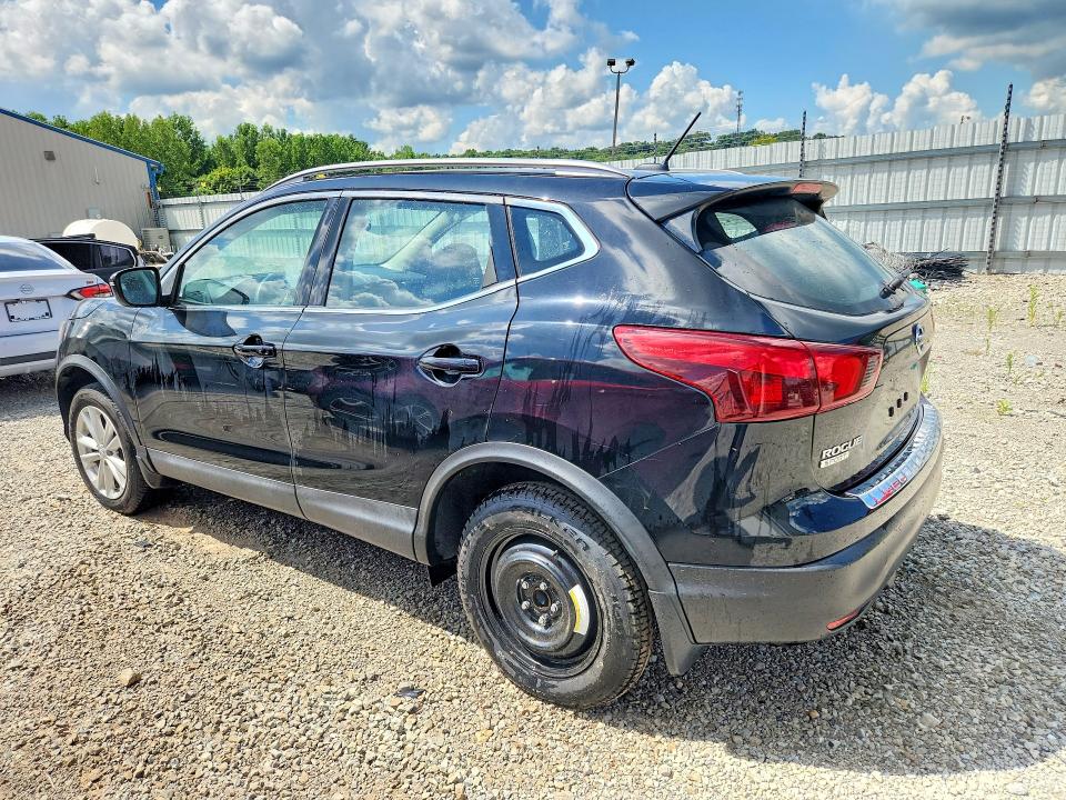 59230146 :رقم المزاد ، JN1BJ1CP4JW186373 vin ، 2018 Nissan Rogue Sport مزاد بيع