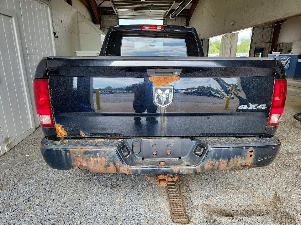 62497696 :رقم المزاد ، 1C6RD7FT1CS302936 vin ، 2012 Dodge Ram 1500 مزاد بيع