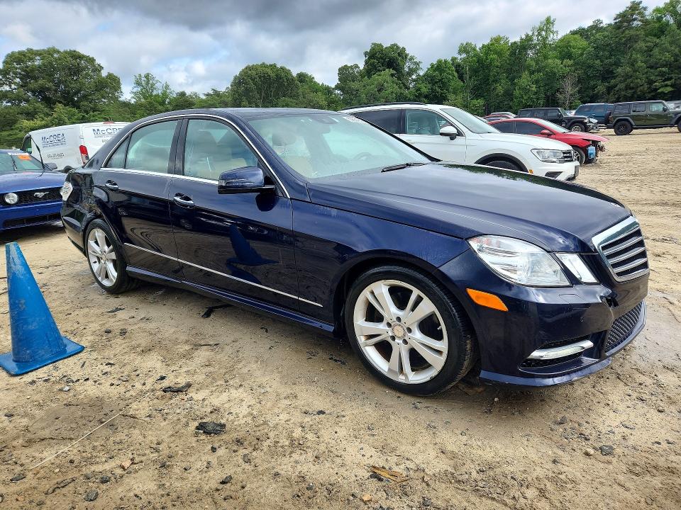 59854316 :رقم المزاد ، WDDHF8JB5DA700022 vin ، 2013 Mercedes-benz E مزاد بيع