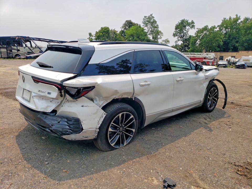 Продажа на аукционе авто 2024 Acura Zdx, vin: 4W5KHNRL0RZ513997, номер лота: 61310006