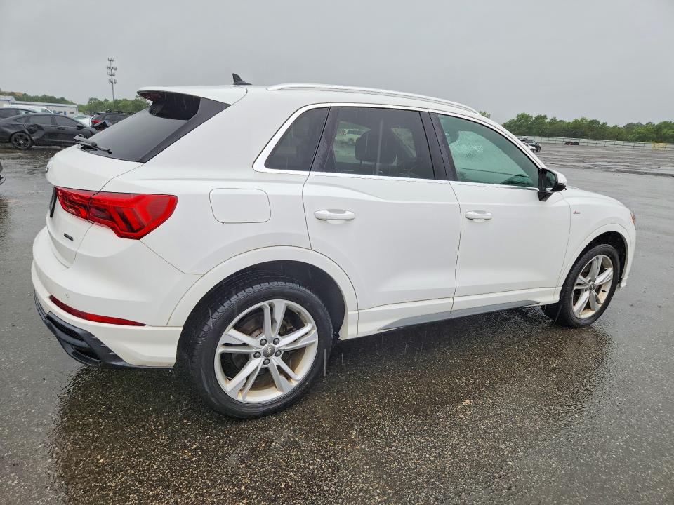 59183986 :رقم المزاد ، WA1DECF3XL1066411 vin ، 2020 Audi Q3 مزاد بيع