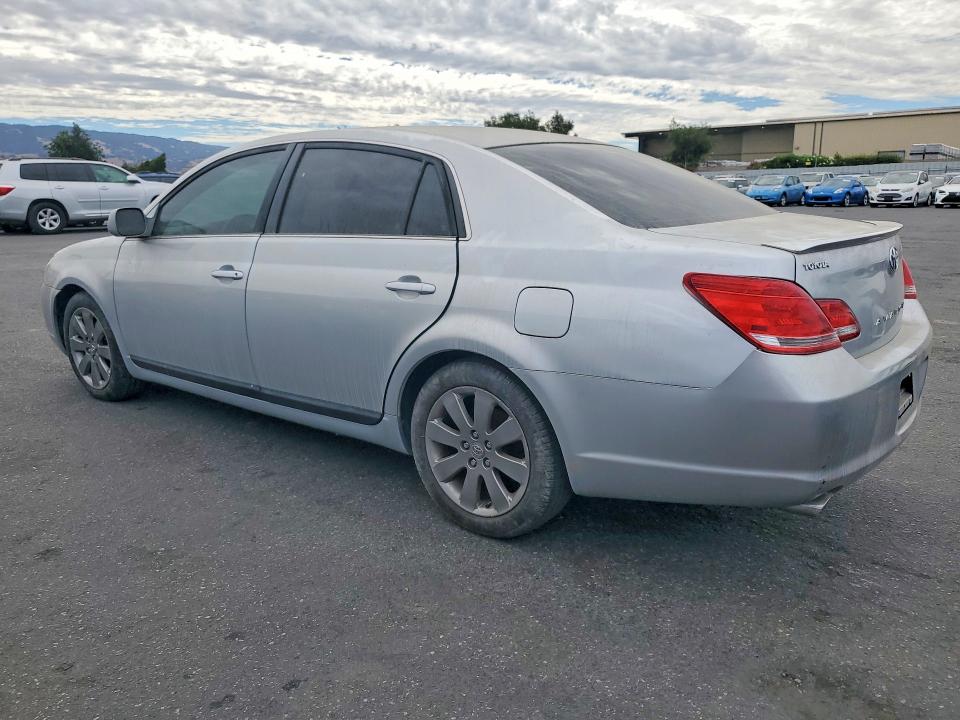 Aukcja sprzedaży 2005 Toyota Avalon, vin: 4T1BK36B75U051813, numer aukcji: 61710556