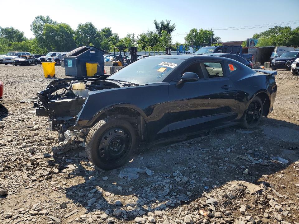 60056316 :رقم المزاد ، 1G1FJ1R66H0196695 vin ، 2017 Chevrolet Camaro مزاد بيع