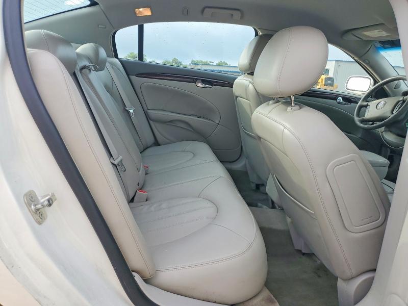 62272836 :رقم المزاد ، 1G4HC5EM6BU152374 vin ، 2011 Buick Lucerne مزاد بيع
