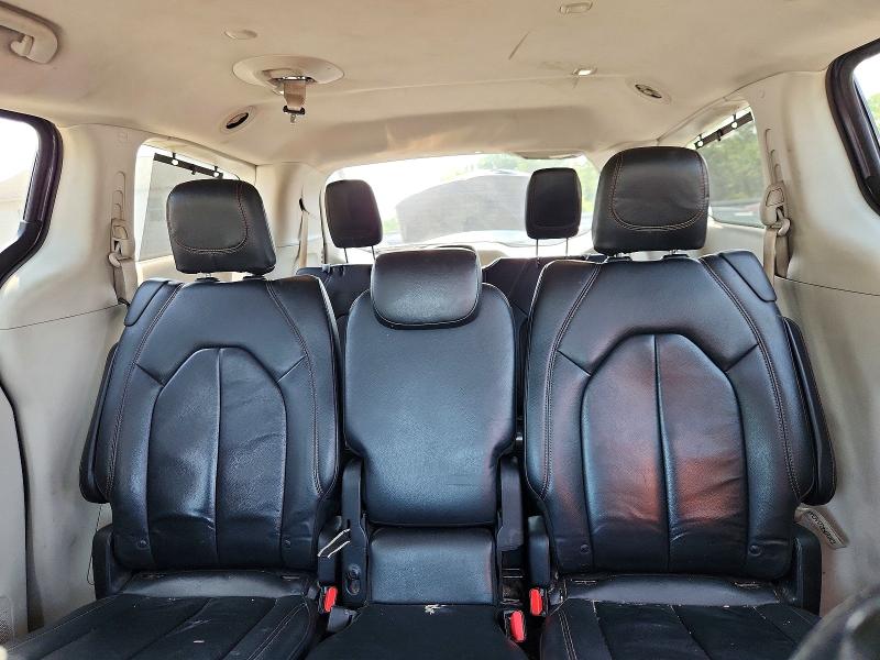 61938126 :رقم المزاد ، 2C4RC1BG6HR805209 vin ، 2017 Chrysler Pacifica مزاد بيع