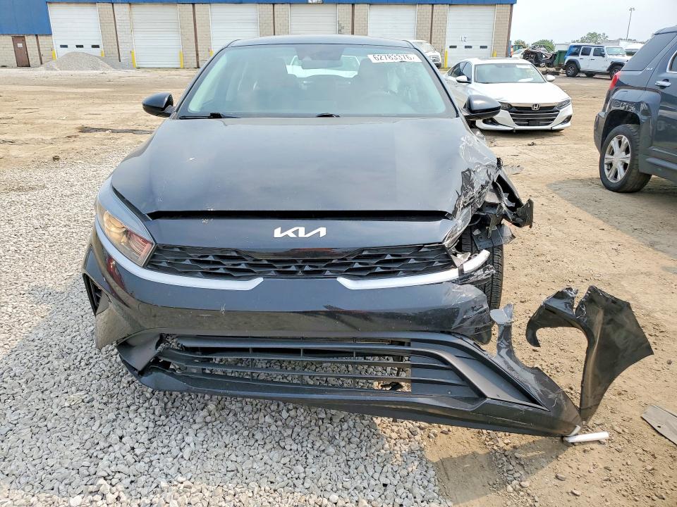 62783376 :رقم المزاد ، 3KPF24ADXNE431117 vin ، 2022 Kia Forte مزاد بيع
