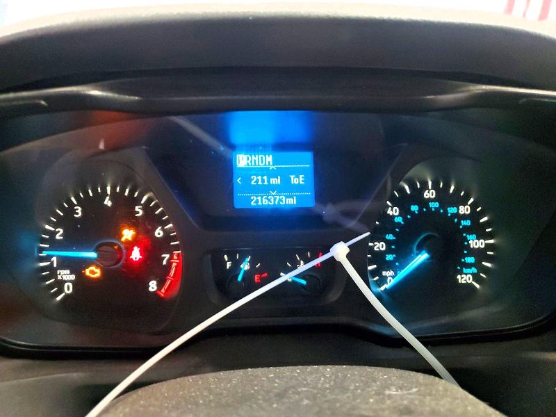 61141206 :رقم المزاد ، 1FTYE1YM2GKA83415 vin ، 2016 Ford Transit مزاد بيع